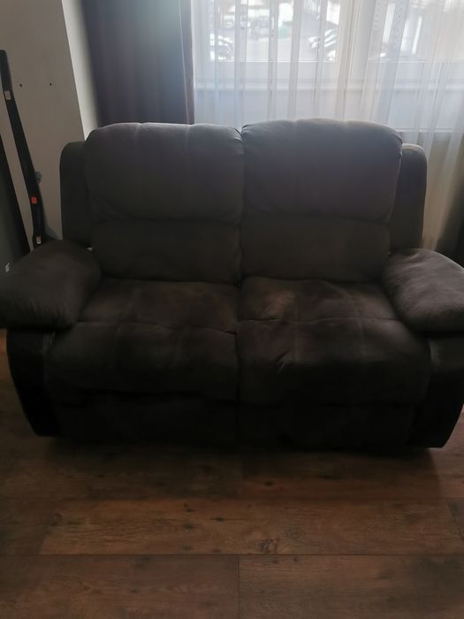 Vând canapele reclinere