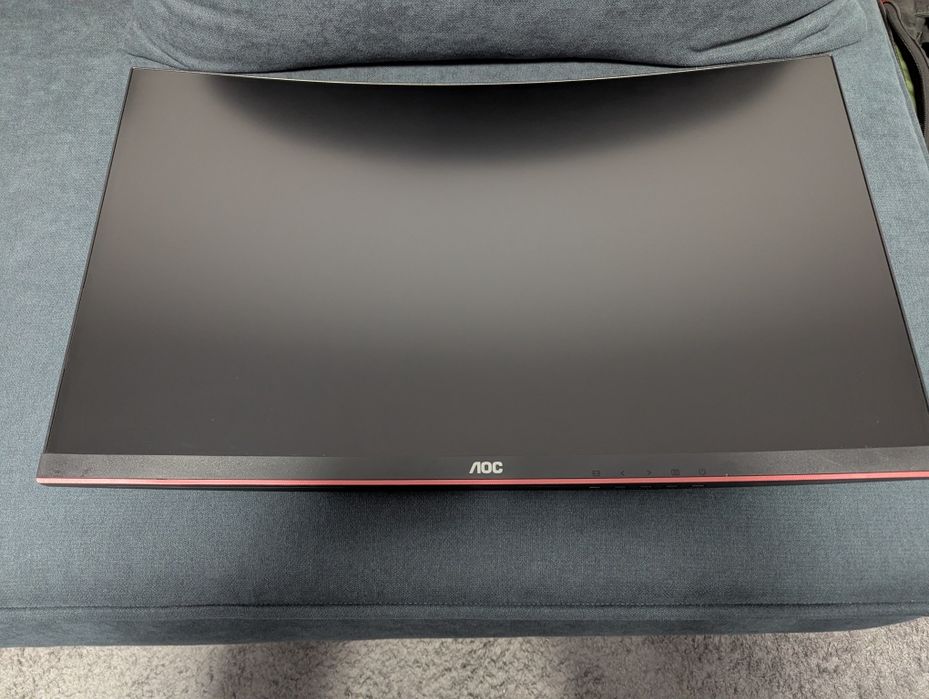 Monitor Gaming AOC C27G1 – 27” Curbat, 144Hz