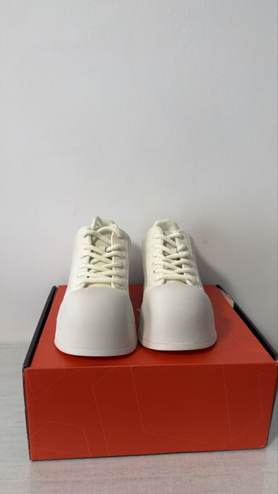 Adidasi GRYXX albi numarul 36 noi cu eticheta