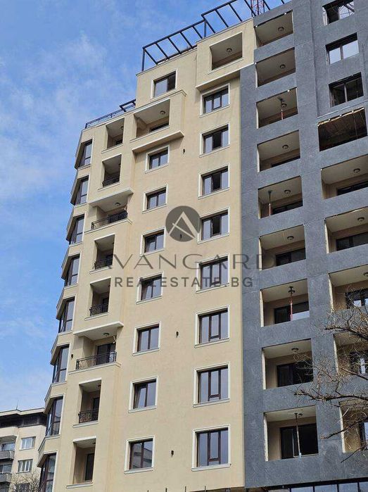 Продава се Тристаен апартамент в Пловдив, Център - 107 кв.м за 2100 €/кв.м - Снимка #12
