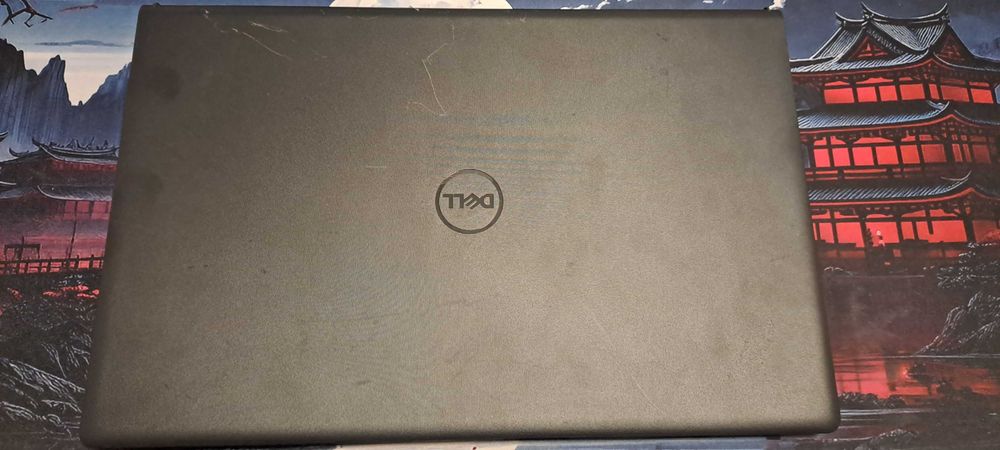 Лаптоп Dell Vostro