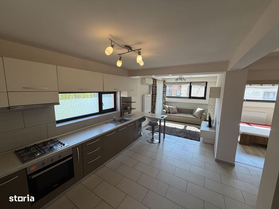 Apartament 2 camere bloc nou + Parcare / Centru / semicentral / UMFST