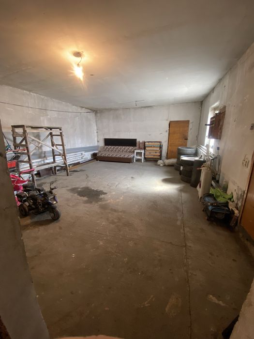 Продаются два дома с магазином