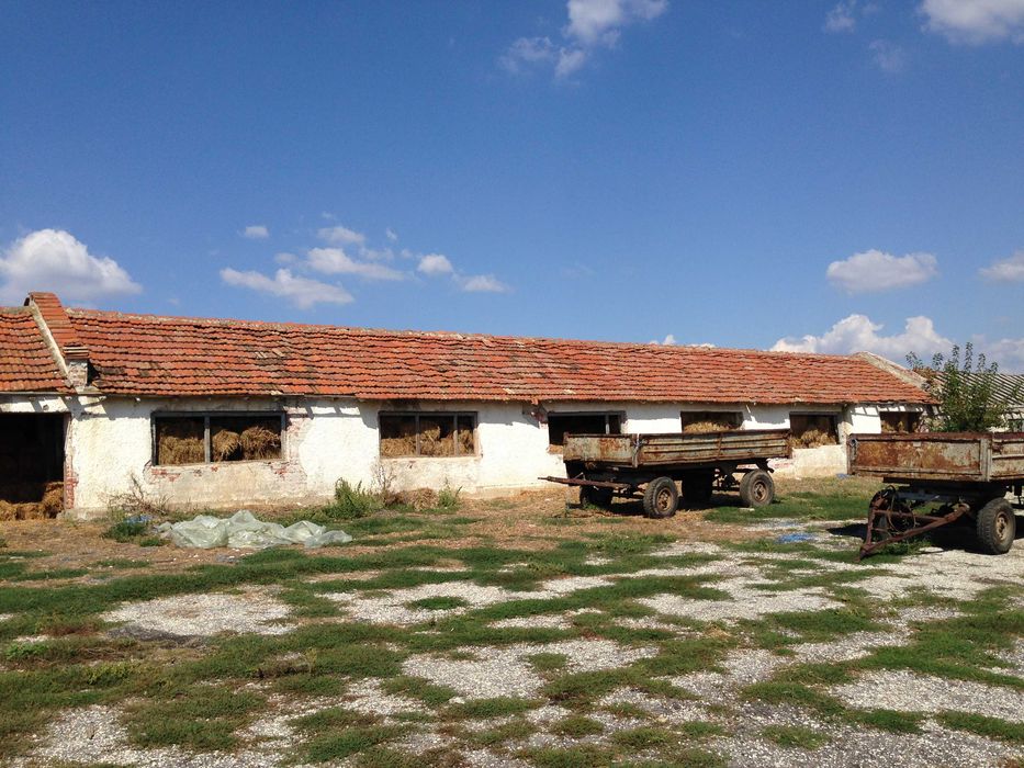 Продава се Промишлена сграда в Завет - 9334 кв.м за 4 €/кв.м - Снимка #6