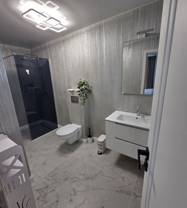 Vila moderna P+M de inchiriat-premium zona Vadeni(pod Turcinesti), 2 apartamente separate sau integral, curte generoasa