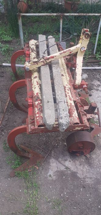 Продавам  култиватор.