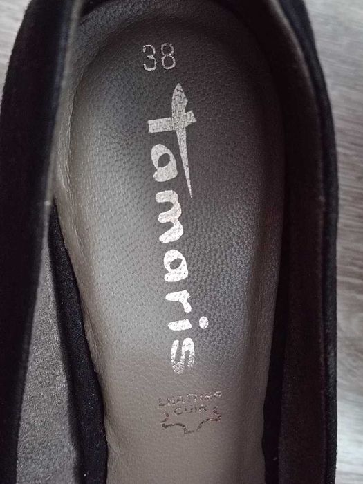 продам замшевые туфли