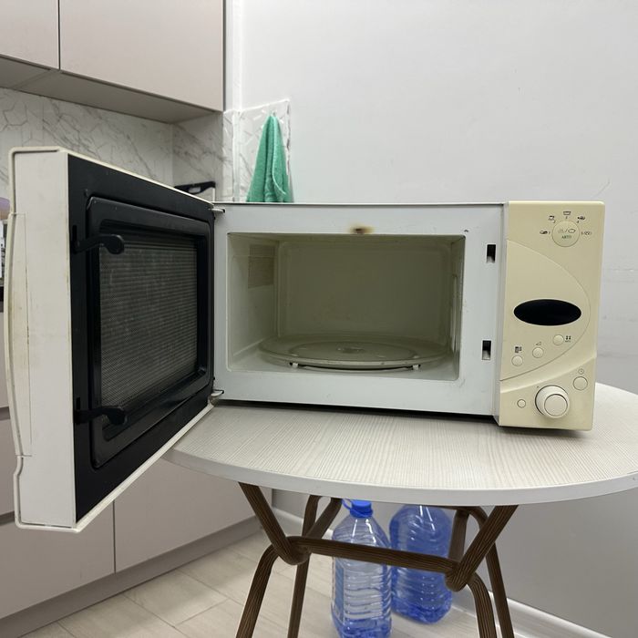 Микроволновка Samsung