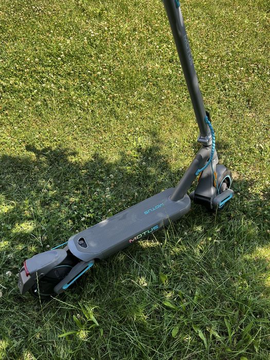 vand trotineta motus t10 max
