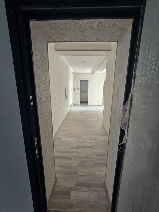 Тезда квартира сотилади