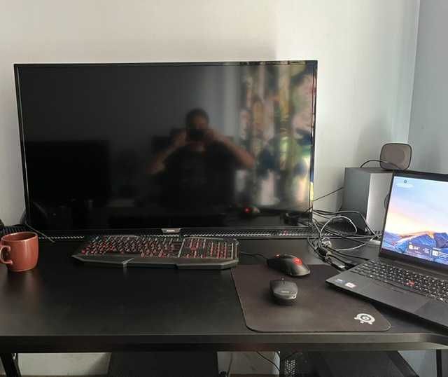 Philips 43 inch 4K UHD 60hz + HDR10