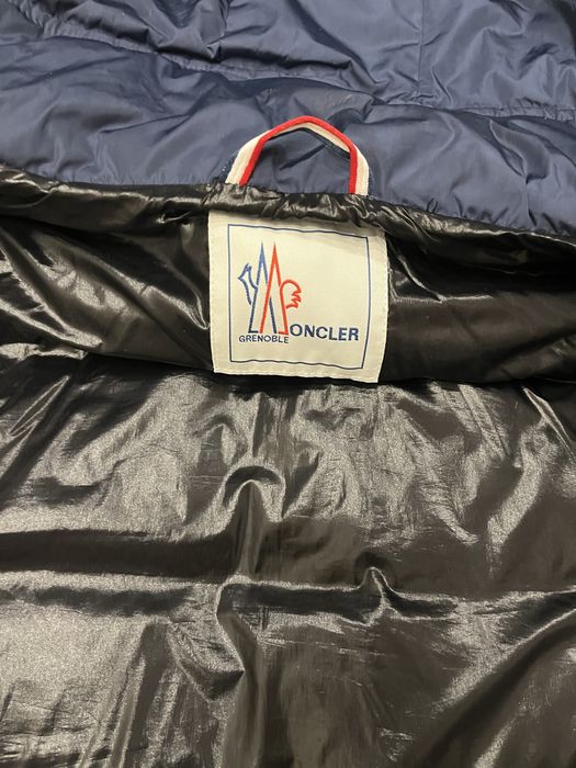 Безрукавка moncler original