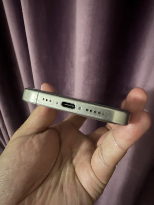 Iphone 15 Pro 256gb аккум 80%