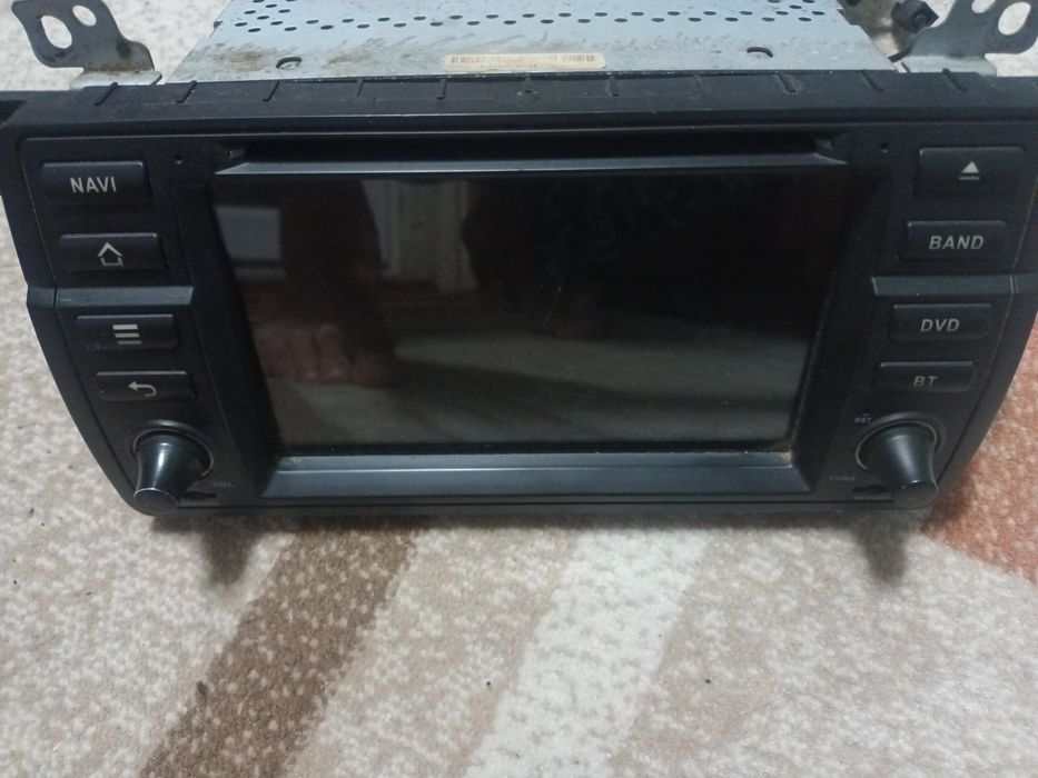 Navigatii originale bmw  e46 2 buc si 1 buc android