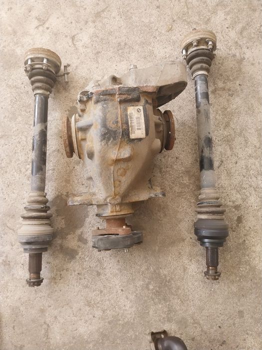 Заден диференциал Бмв/Bmw X-drive 4x4 E90 E91 E92 E93 E84 Число 3.46