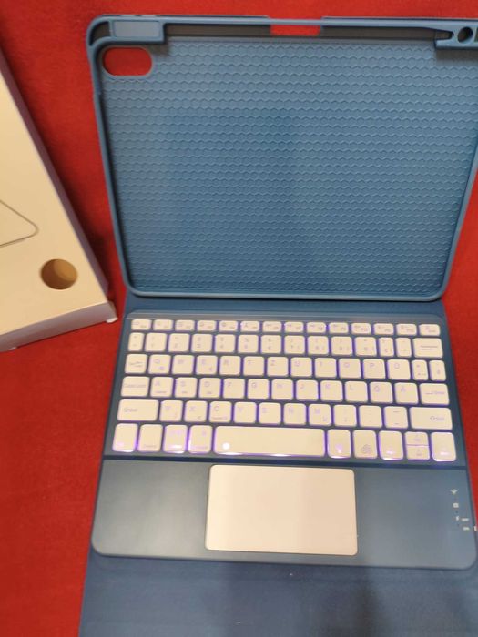 Husă cu Tastatură pentru iPad Air 11"/10.9" Trackpad Backlight7 Culori