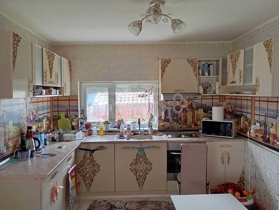 Продава се Къща в Генерал Тошево - 85 кв.м за 630 €/кв.м - Снимка #2