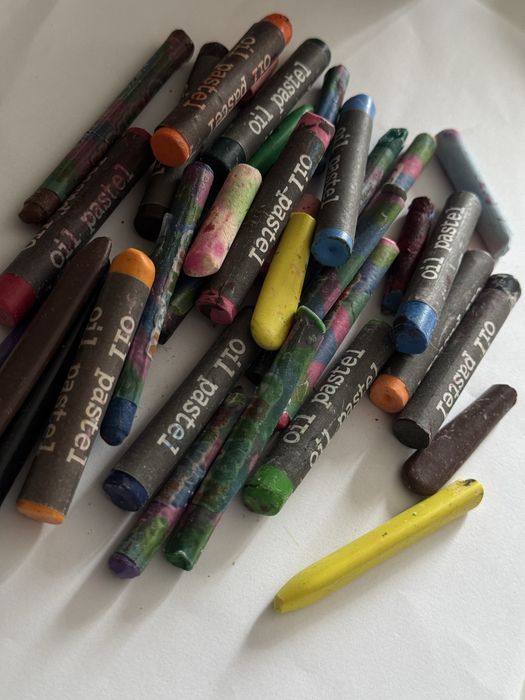 Мелки восковые, б/у