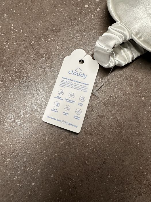 Сатенена маска за очи Cloudy