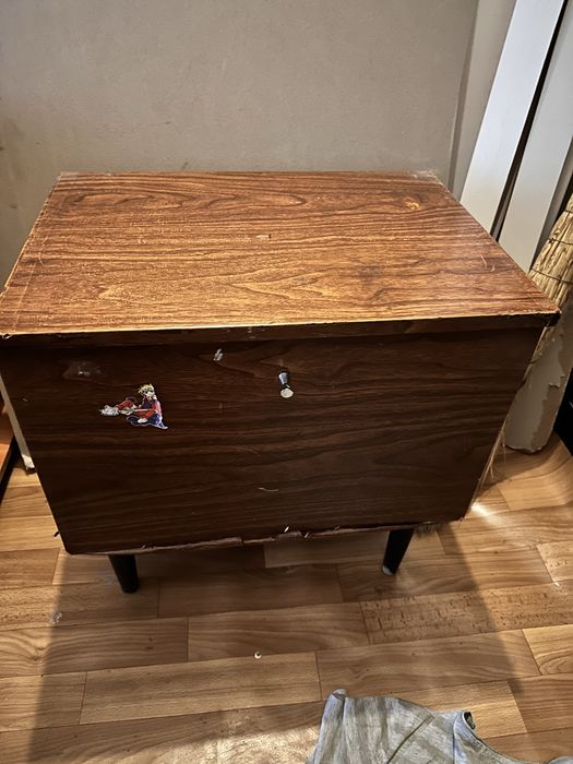 Тумбочку отдам бесплатно