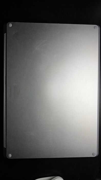 Microsoft Surface Laptop 4 - 15" / Ryzen7 / 8GB RAM / 512GB SSD Silver