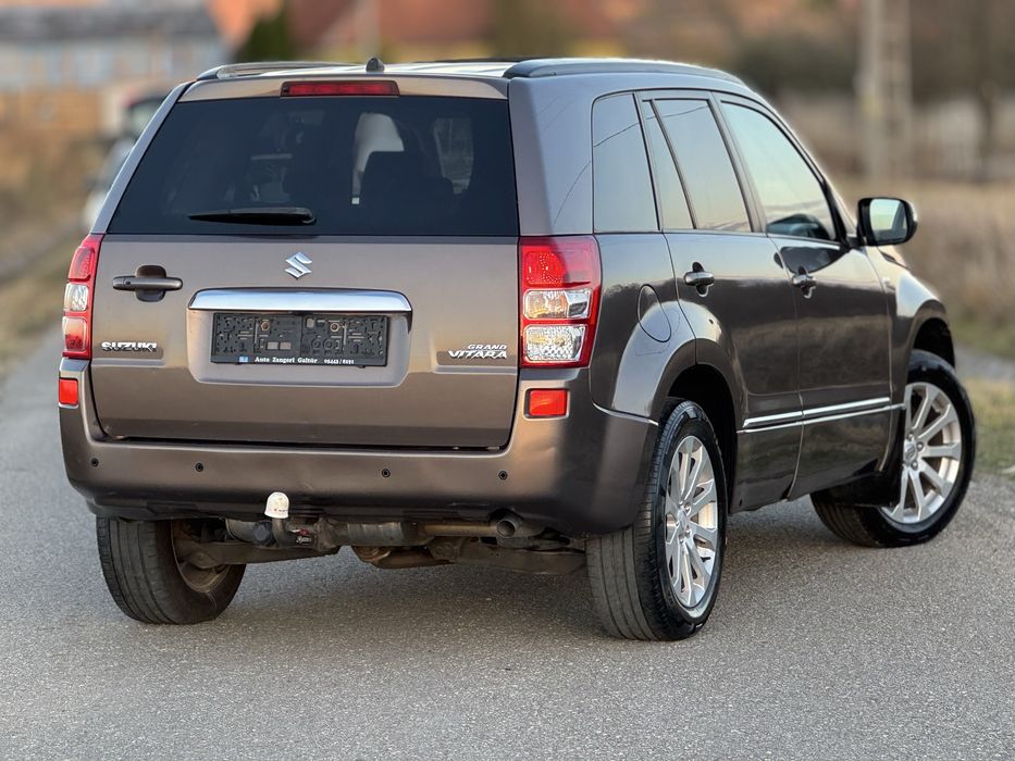 SUZUKI Grand Vitara 2013 — imagine 3