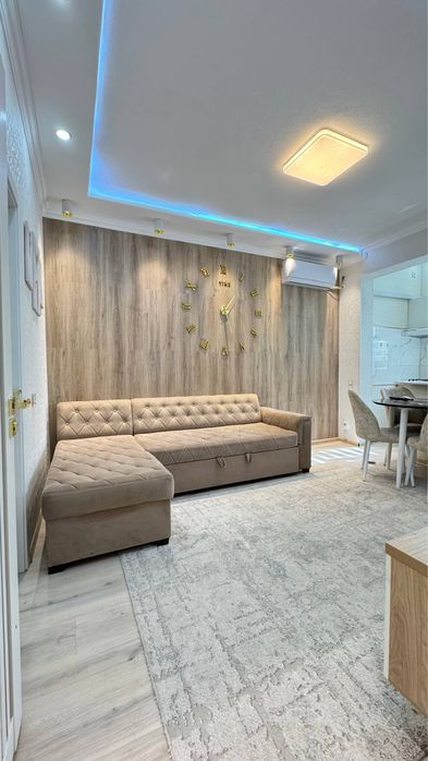 Продам квартиру,Чилонзар 7 квартал,ориентир круг Актепа (мебельный)