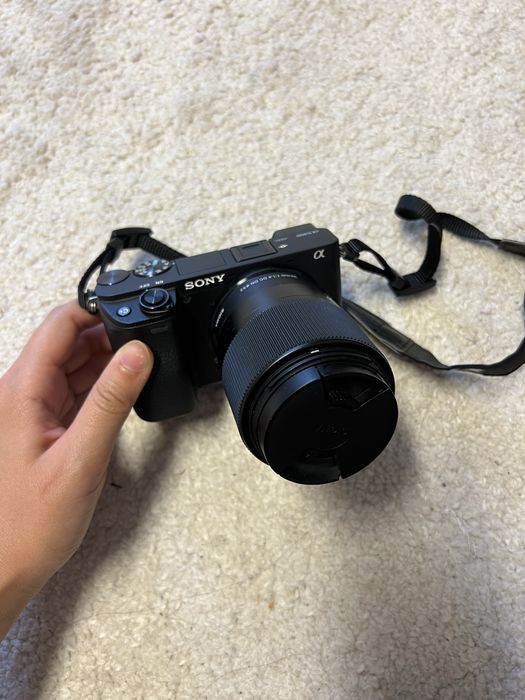 Продам Sony Alpha a6400 4K