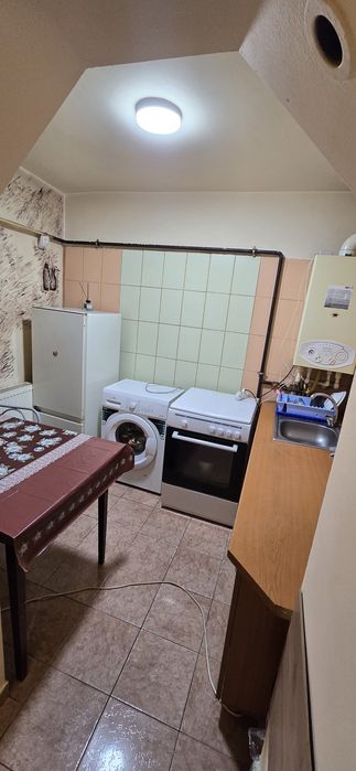 Închiriez Garsonieră Regim Hotelier