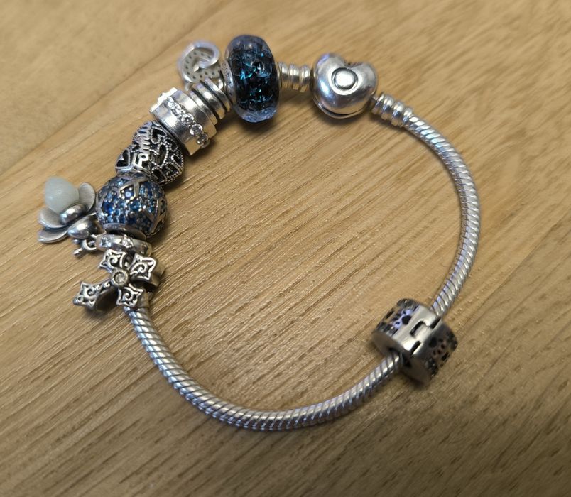 Charm-uri ( talismane) Pandora originale