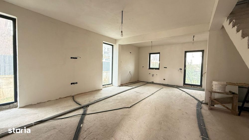 Duplex 4 camere, 173mp utili, 200mp teren liber, Floresti, zona Magnol