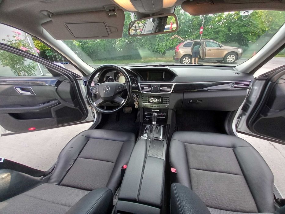MERCEDES-BENZ E-Class 2010 — imagine 2