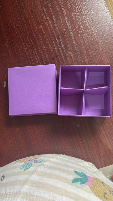 Боньбонерки каробка