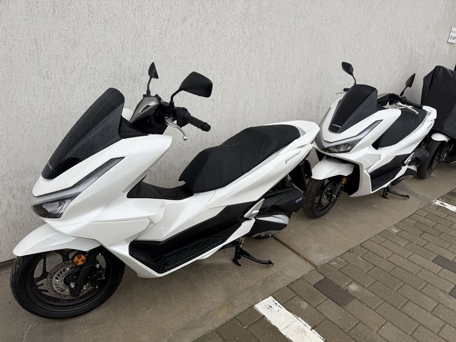 Inchiriez scuter Yamaha/SYM/Honda PCX bike rent glovo tazz Wolt