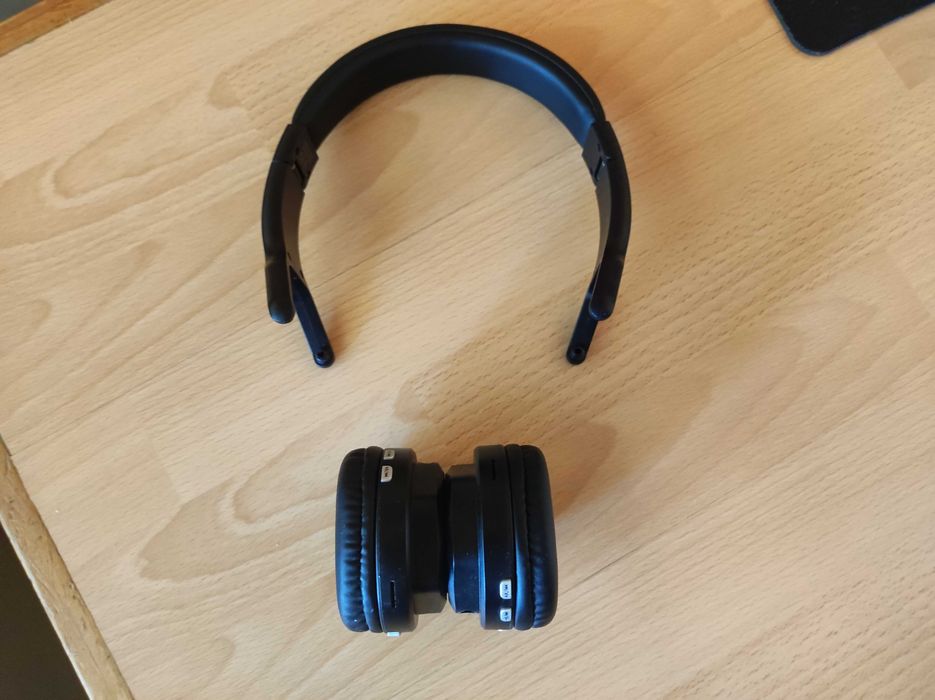 Bluetooth слушалки/колонки