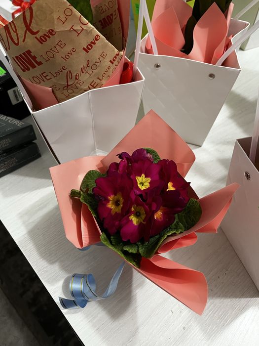 Гүлдер сатылады табиғи