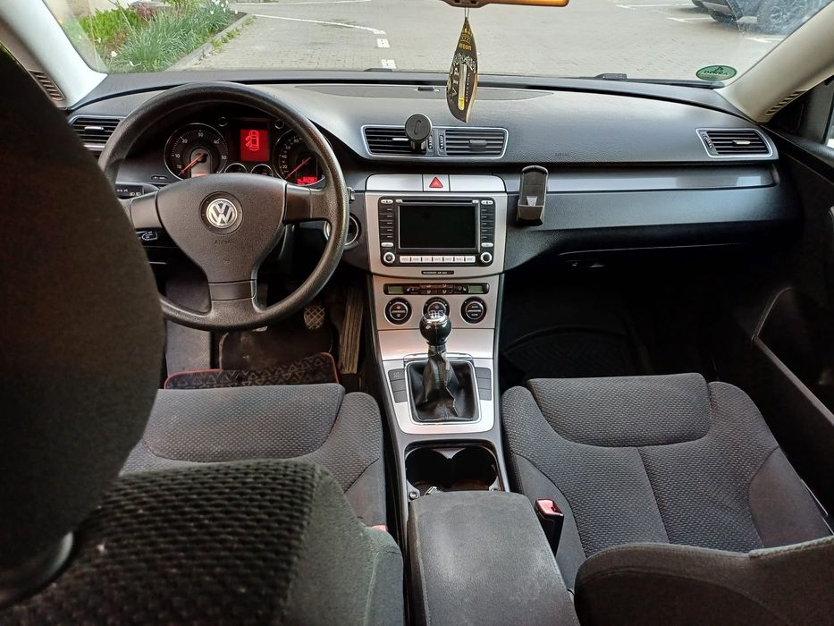 Vând  VW passat b6