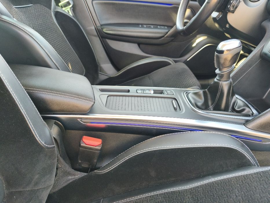 Megane 4 1.6dci, led Pure vision, navi, camera, Lane assist, ambiental