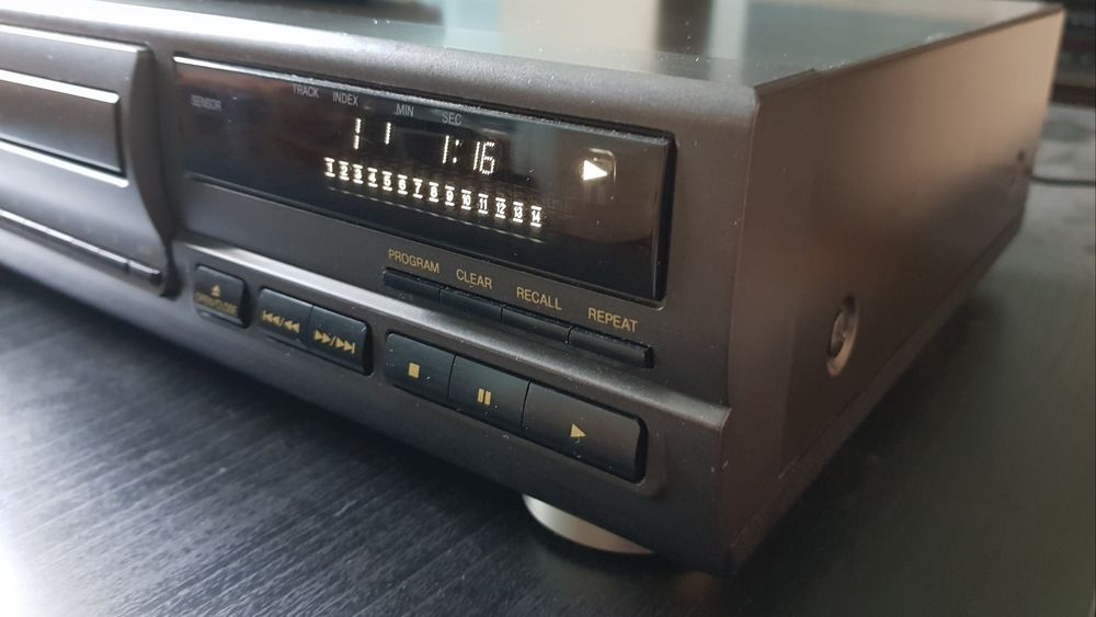 CD Player Technics SL-PG570A