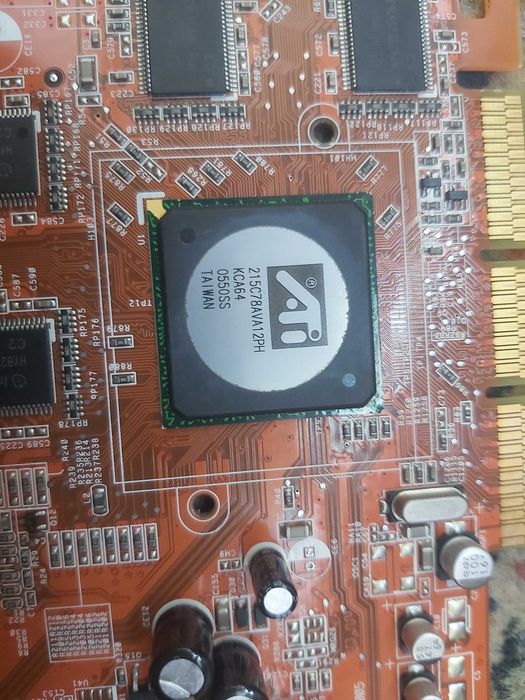 TIME CAPSULE RETRO PC! Intel 2.4GHz | Radeon 9550 (128-bit) | Gaming