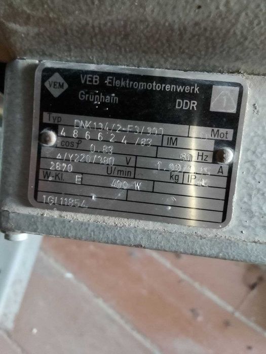 Tikuv mashinasi sotiladi MK-97