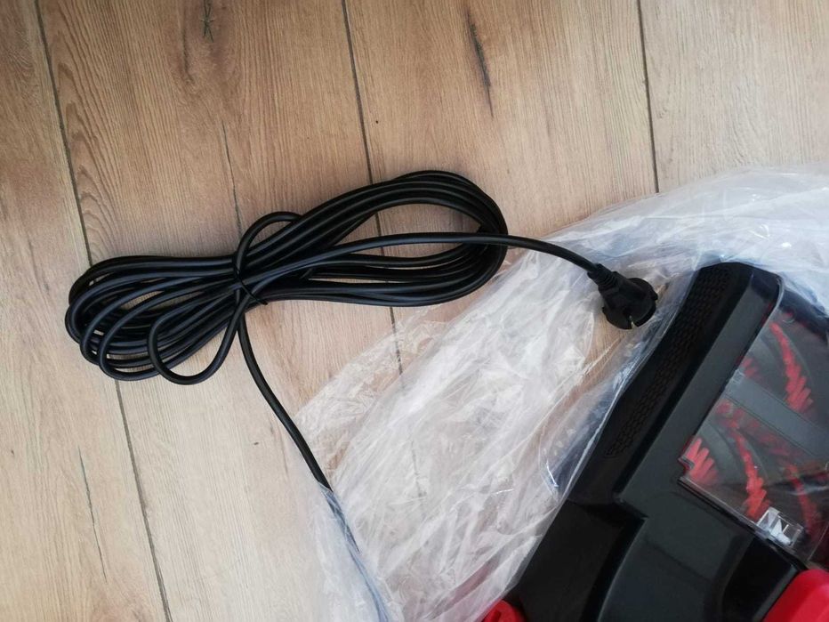 моющий пылесос RAUDEN (немецкий бренд)