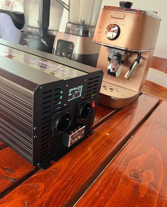 Invertor sinus pur 1000/2000/2500/3000/3500/5000W - 12V/24V,panouri