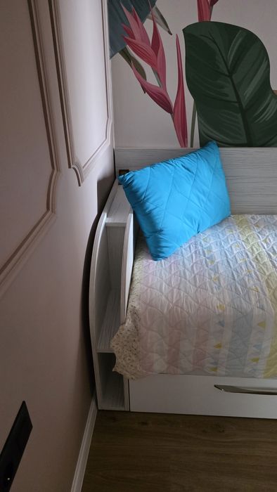 Обзавеждане за детска стая \ мебели