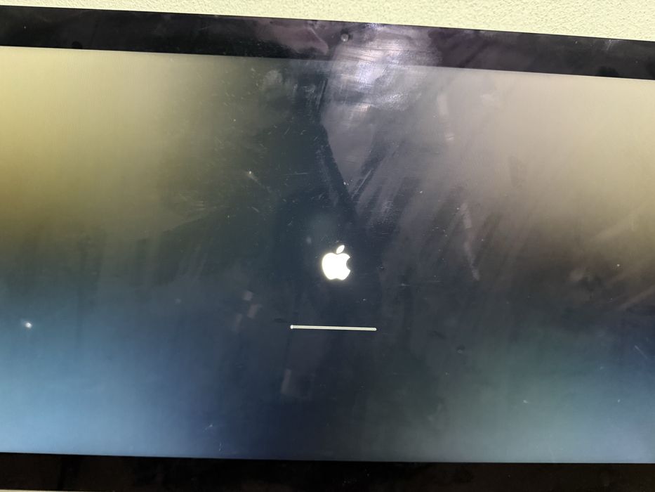 Imac folosit putin timp