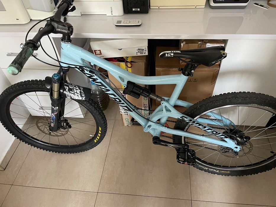 Bicicleta sant cruz heckler M , fox talas,fox float , roti 27.5