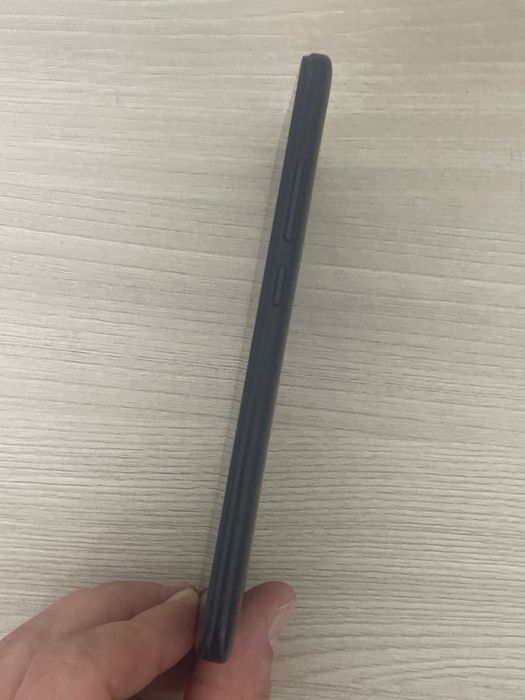 Продам телефон Redmi 8А