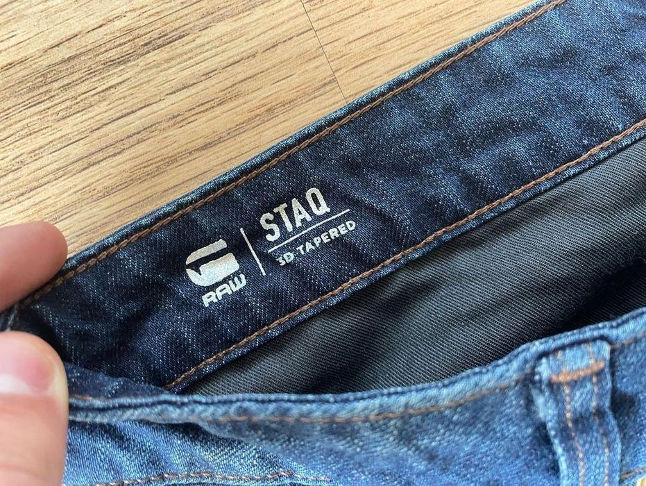 Pantaloni de blugi G-Star nepurtati