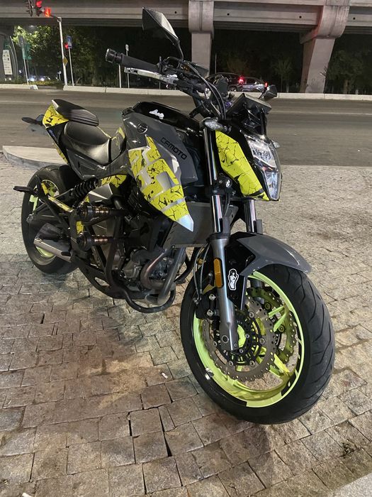 Мотоцыкл cfmoto 650nk