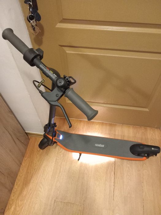 Trotinetă electrică Ninebot eKickScooter C2 – aproape nouă, sept 2024